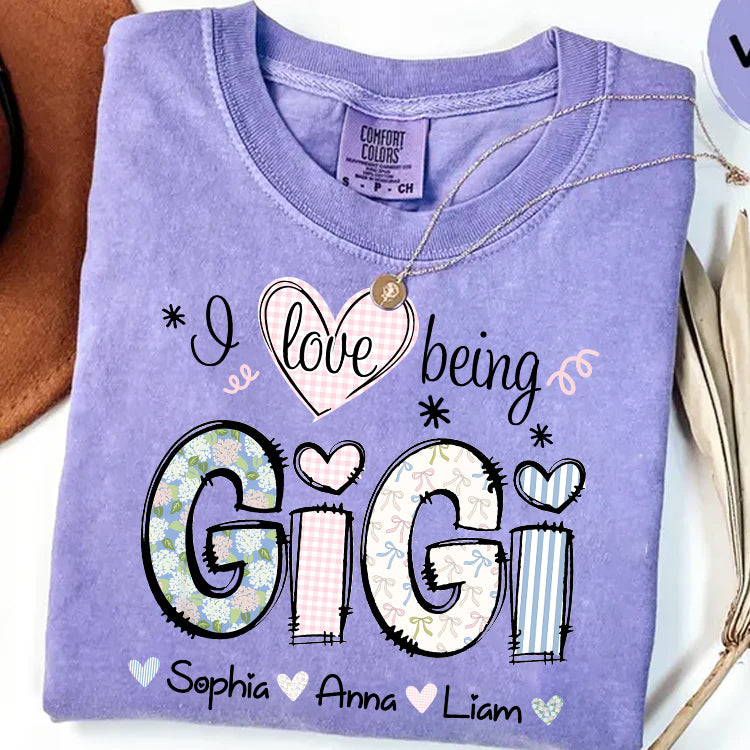 Personalized I Love Being GiGi, Custom Grandma With Grandkids Mother's Day 2025 T-Shirt T1807