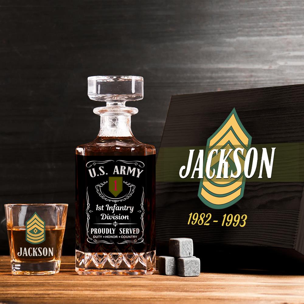 Personalized Whiskey Decanter, Decanter Anniversary Gift for For Veteran Dad Grandpa Custom All Branches Whiskey Decanter Set Gift K1702