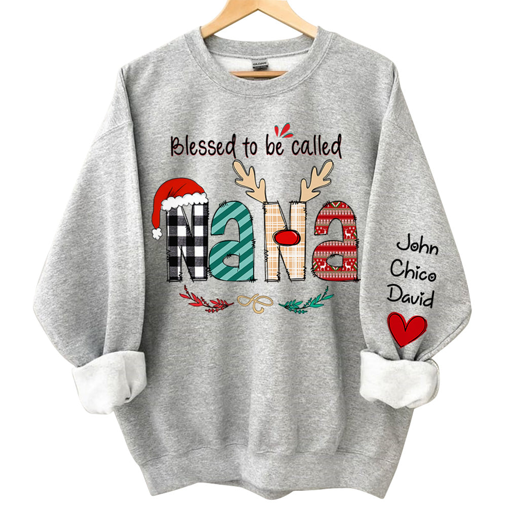 Blessed To Be Called Nana - Personalized Grandma Gift - Custom Grandma and Grandkids Sweatshirt Qa02