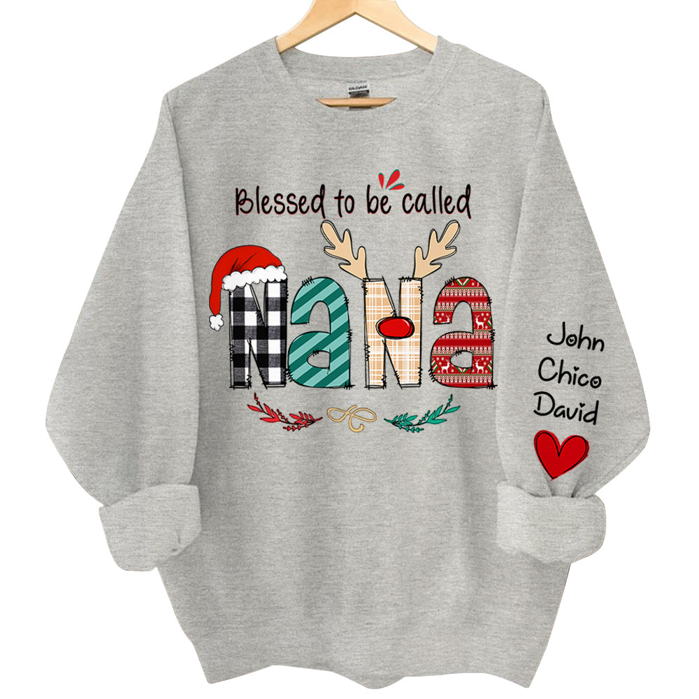 Blessed To Be Called Nana - Personalized Grandma Gift - Custom Grandma and Grandkids Sweatshirt Qa02