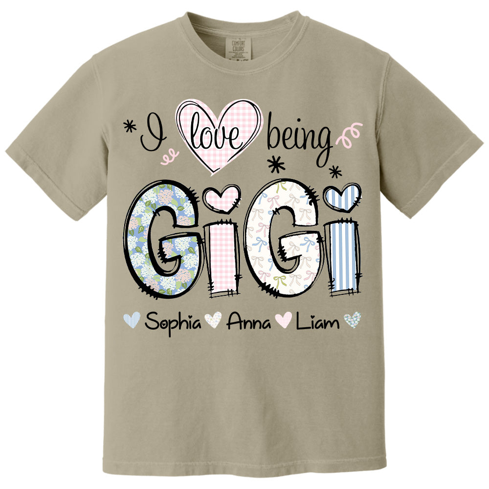 Personalized I Love Being GiGi, Custom Grandma With Grandkids Mother's Day 2025 T-Shirt T1807