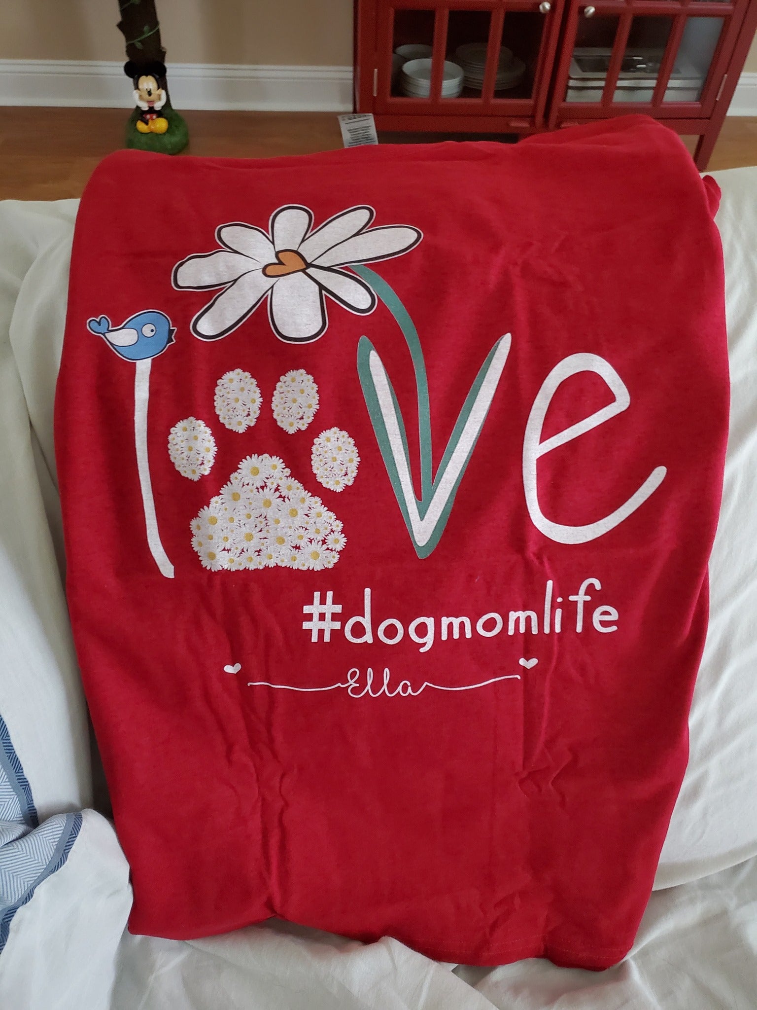Dog Mom Daisy Flower Personalized Dog's Names T-Shirt