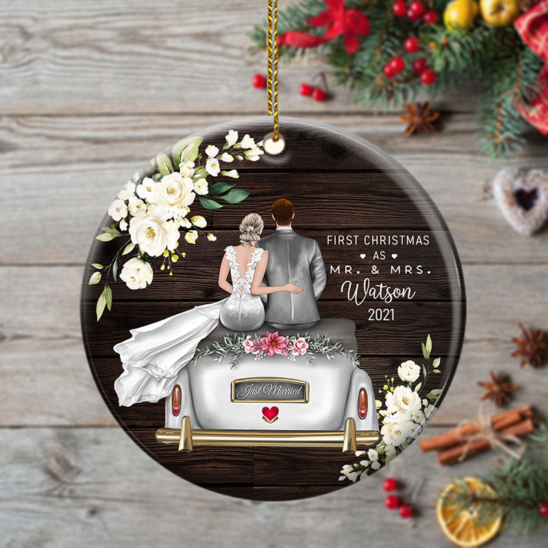 Custom Mr. & Mrs. Ornament, Christmas Gift, Anniversary Gift, Wedding Gift, Last Name, Date & Character can be changed