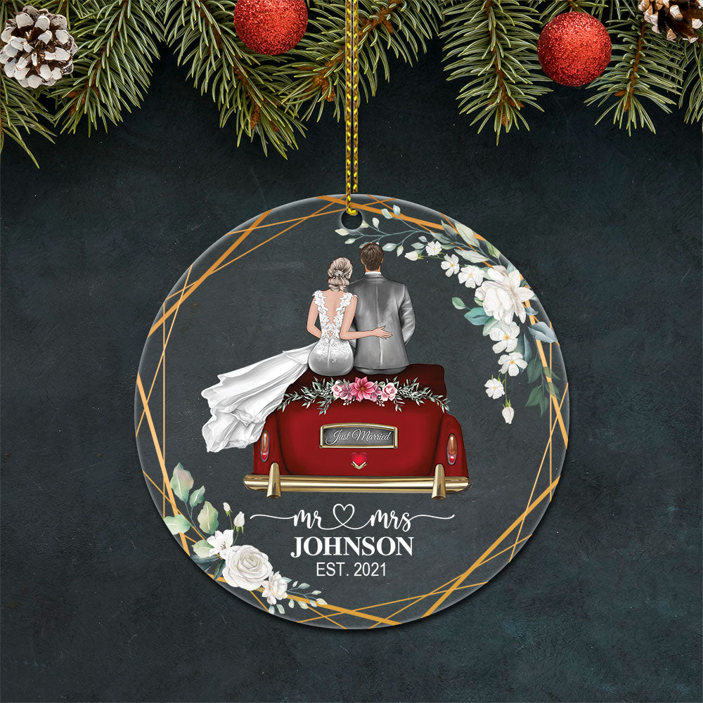 Custom Mr. & Mrs. Acrylic Ornament, Christmas Gift, Wedding Gift, Last Name, Date & Character can be changed TRHN, Made By Acrylic And One Side Print